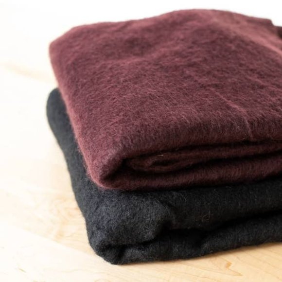 CLOUD WRAP SCARF - Maroon - Picture 3 of 3